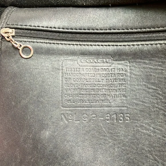 Coach - Picture 4 of 17